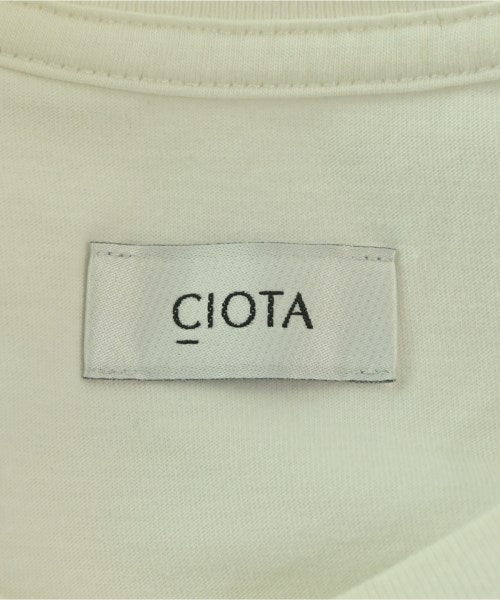 CIOTA เสื้อยืด/เสื้อท็อปส์