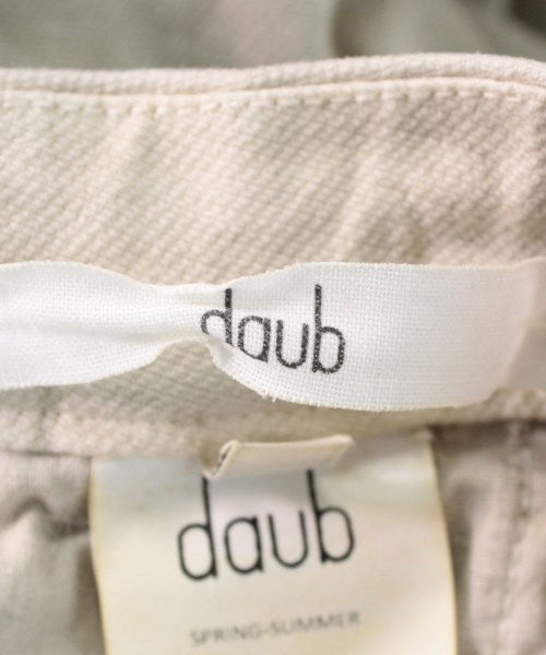 daub กางเกง อื่น