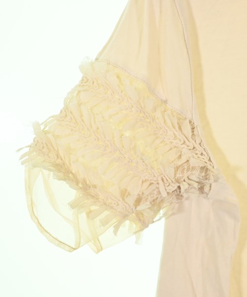 EMUE เสื้อยืด/เสื้อท็อปส์
