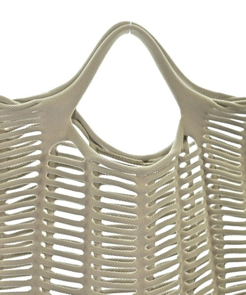 GOOD GOODS ISSEY MIYAKE กระเป๋าถือขนาดใหญ่