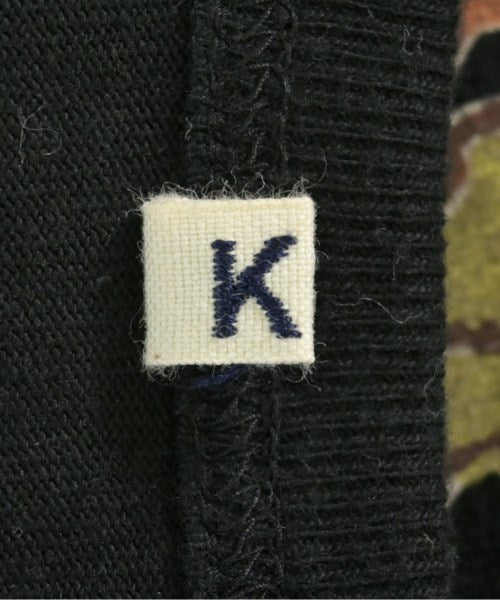 KHOKI เสื้อยืด/เสื้อท็อปส์