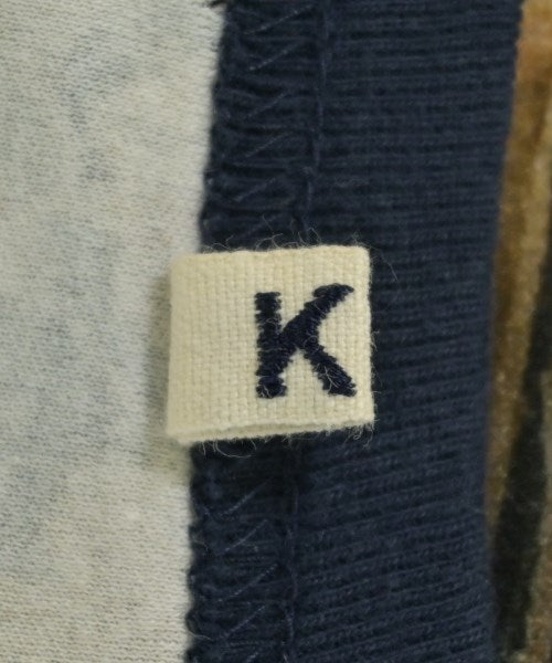 KHOKI เสื้อยืด/เสื้อท็อปส์