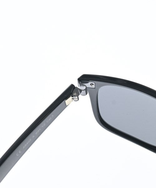 Polaroid แว่นกันแดด