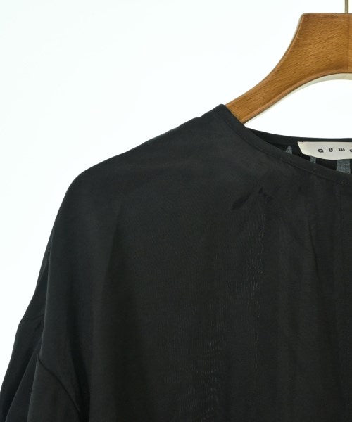 QUWAGI เสื้อสตรี