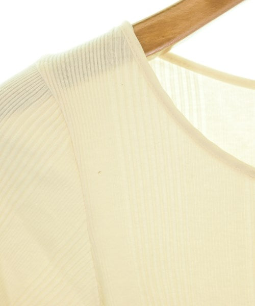 S.ESSENTIALS เสื้อยืด/เสื้อท็อปส์