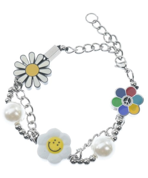 SALUTE สร้อยข้อมือ/กำไล