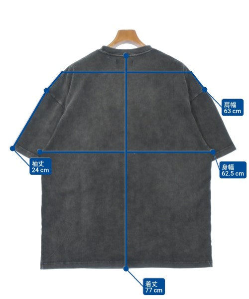 SALUTE เสื้อยืด/เสื้อท็อปส์