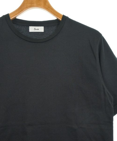 STIR เสื้อยืด/เสื้อท็อปส์