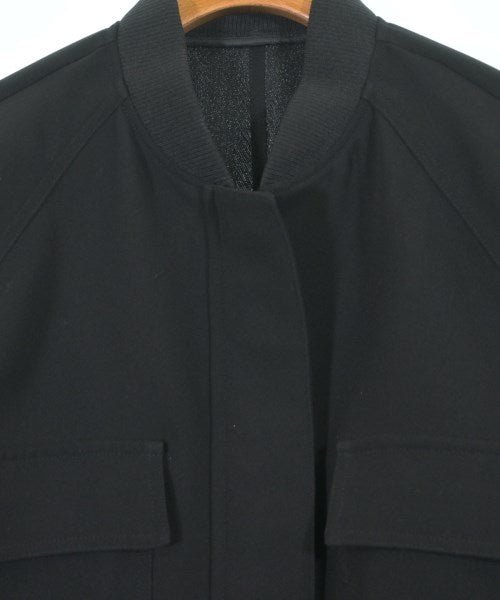 uncrave แจ็คเก็ตเบลาส์ อื่น