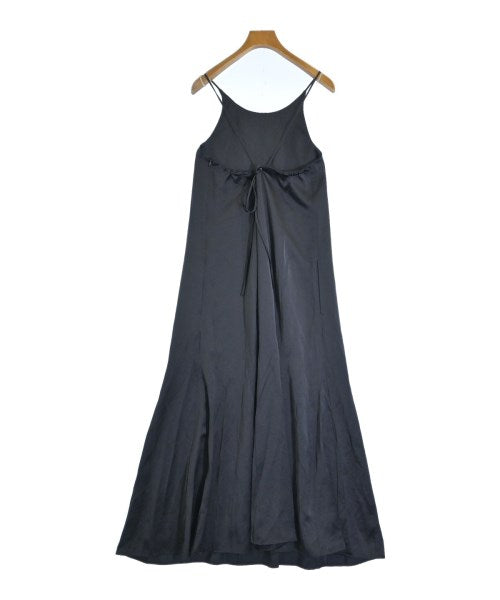 uncrave ชุดเดรส