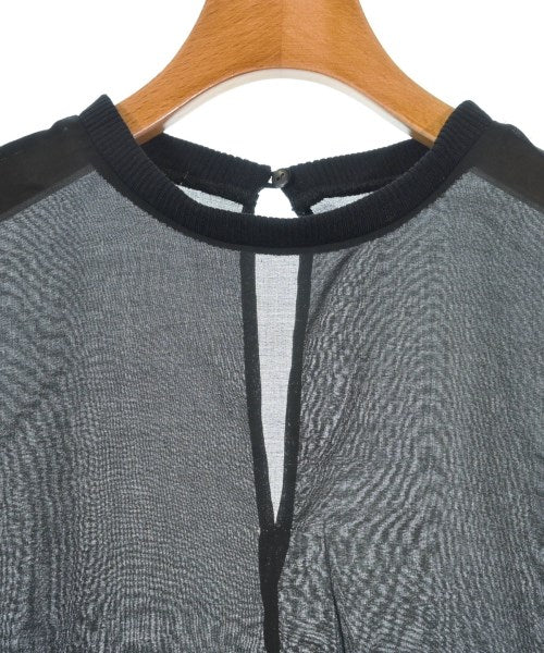 uncrave เสื้อสตรี