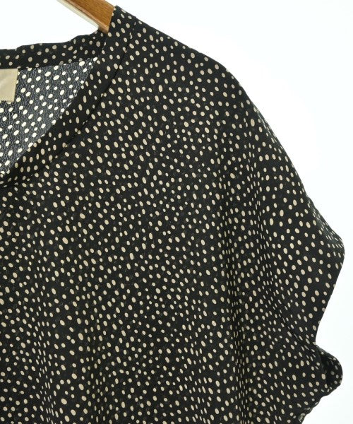 Unpeu Femme เสื้อสตรี