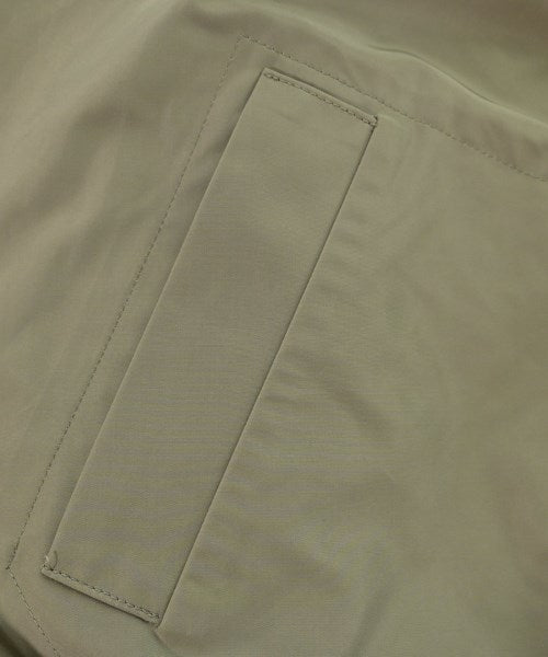 A VACATION แจ็คเก็ตเบลาส์ อื่น