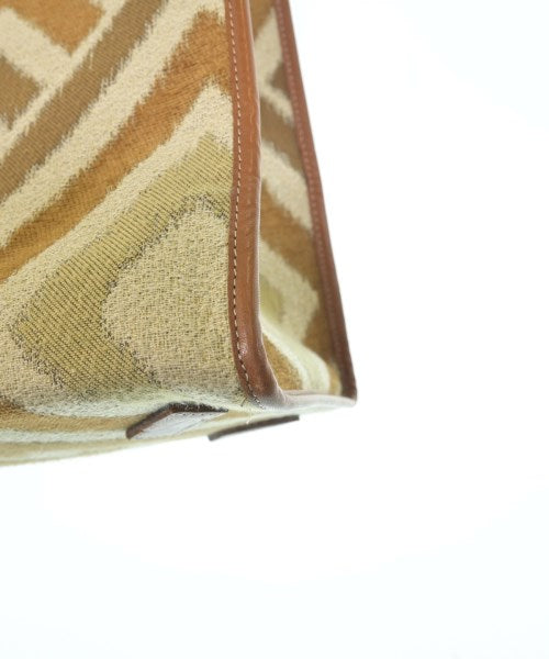 A VACATION กระเป๋าถือขนาดใหญ่