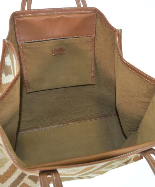 A VACATION กระเป๋าถือขนาดใหญ่