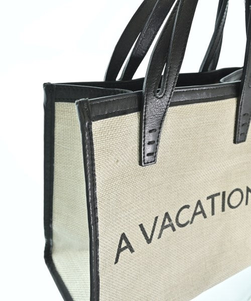 A VACATION กระเป๋าถือ