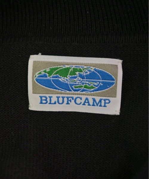 BLUFCAMP เสื้อกันหนาว