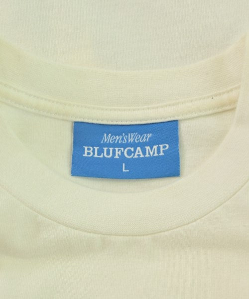 BLUFCAMP เสื้อยืด/เสื้อท็อปส์
