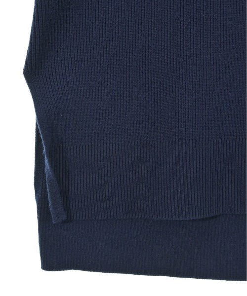 CADUNE เสื้อแขนกุด