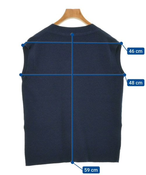 CADUNE เสื้อแขนกุด