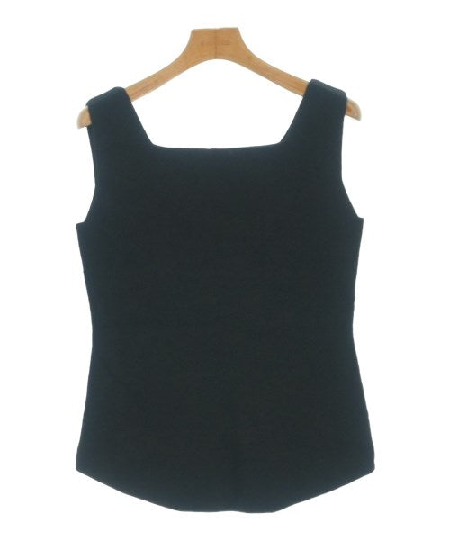 CADUNE เสื้อแขนกุด
