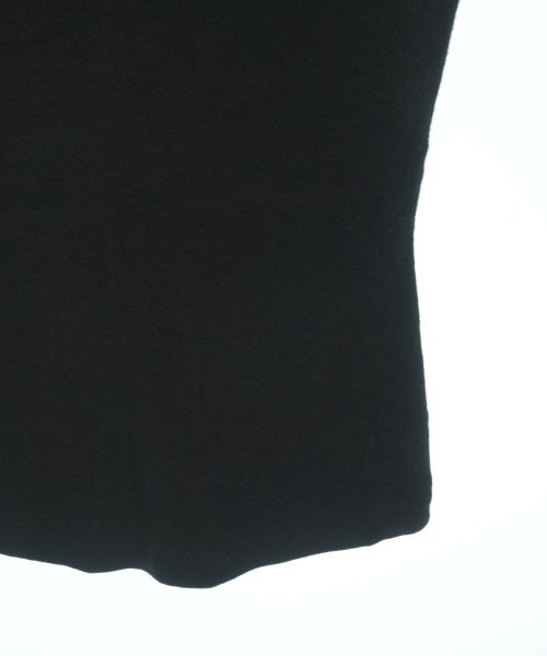 CADUNE เสื้อแขนกุด