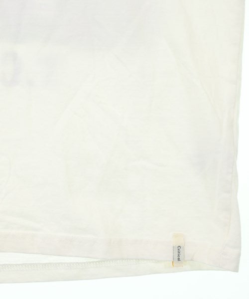 Critical slide. เสื้อยืด/เสื้อท็อปส์