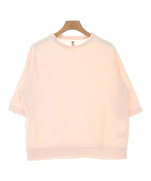 DANA FANEUIL เสื้อยืด/เสื้อท็อปส์