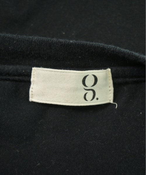 g. เสื้อยืด/เสื้อท็อปส์