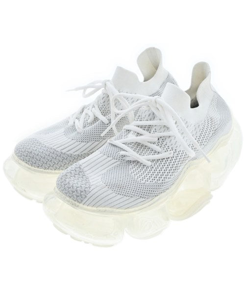 grounds รองเท้าผ้าใบ