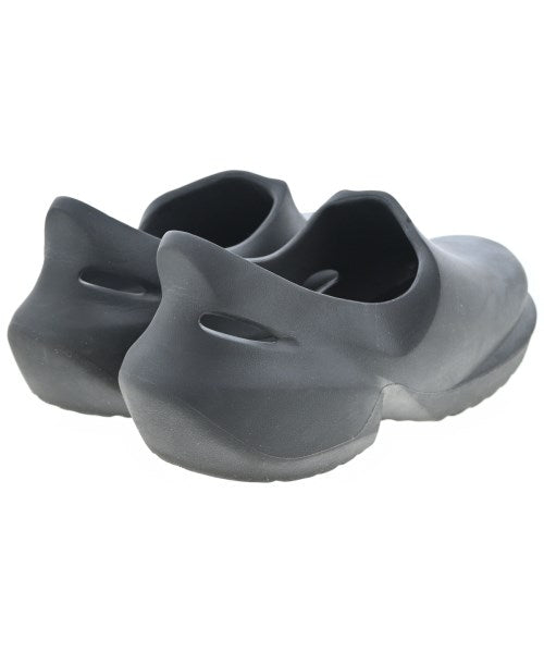 grounds รองเท้า อื่น