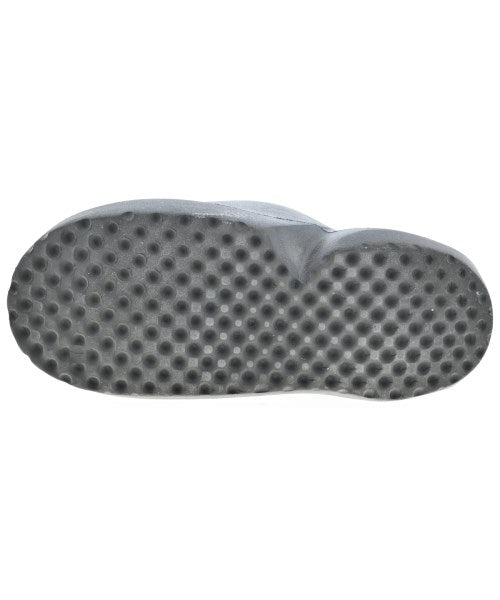 grounds รองเท้า อื่น