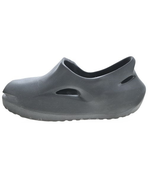 grounds รองเท้า อื่น