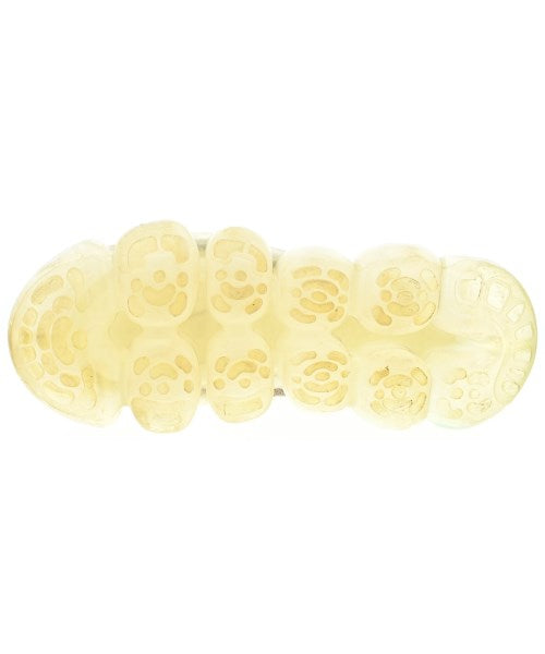 grounds รองเท้าผ้าใบ