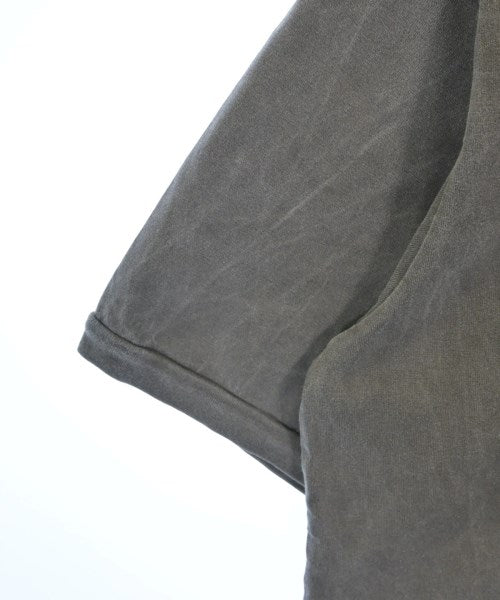 ISSUE THINGS เสื้อยืด/เสื้อท็อปส์