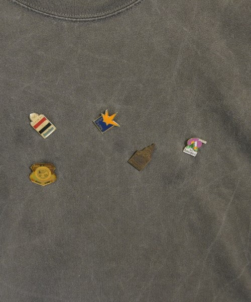 ISSUE THINGS เสื้อยืด/เสื้อท็อปส์