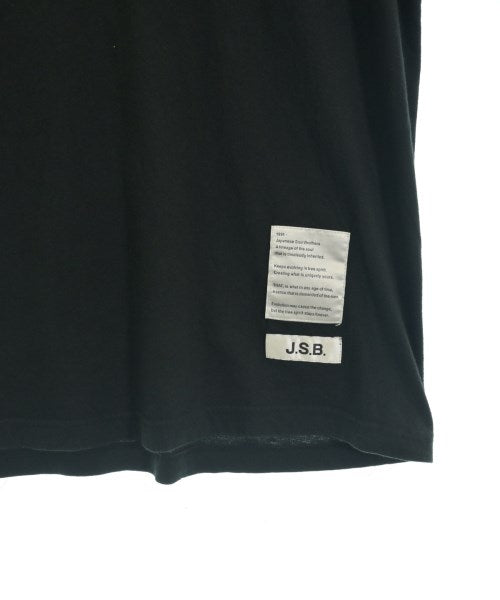 J.S.B เสื้อยืด/เสื้อท็อปส์