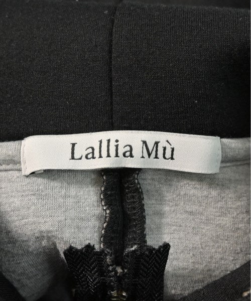 Lallia Mu เสื้อฮู้ด
