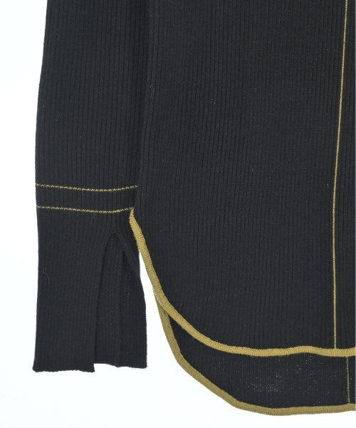 Lallia Mu เสื้อกันหนาว