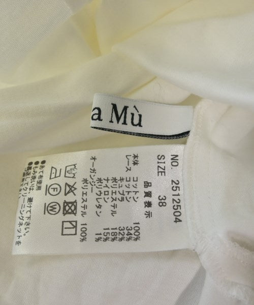 Lallia Mu เสื้อยืด/เสื้อท็อปส์