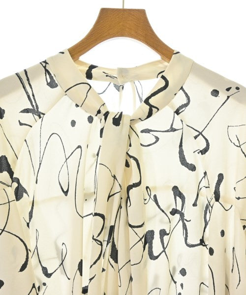 Lallia Mu เสื้อสตรี