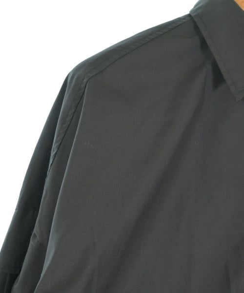 Lallia Mu เสื้อลำลอง