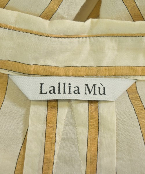 Lallia Mu เสื้อลำลอง