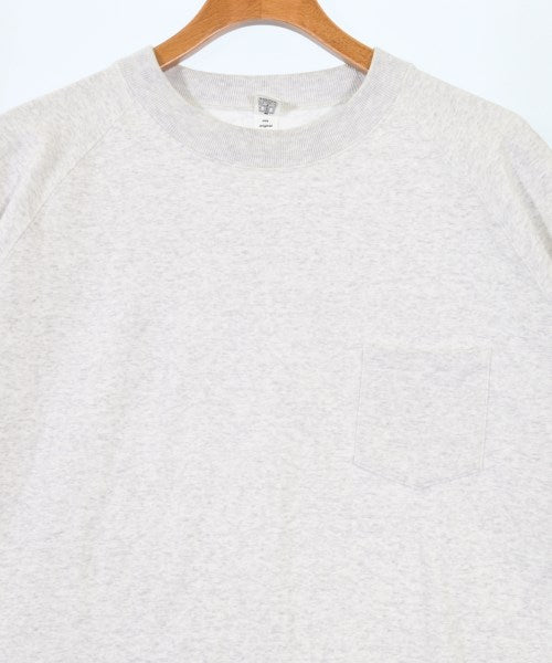 mocT เสื้อยืด/เสื้อท็อปส์