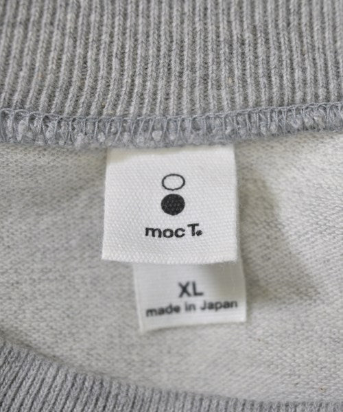 mocT เสื้อสเวตเตอร์
