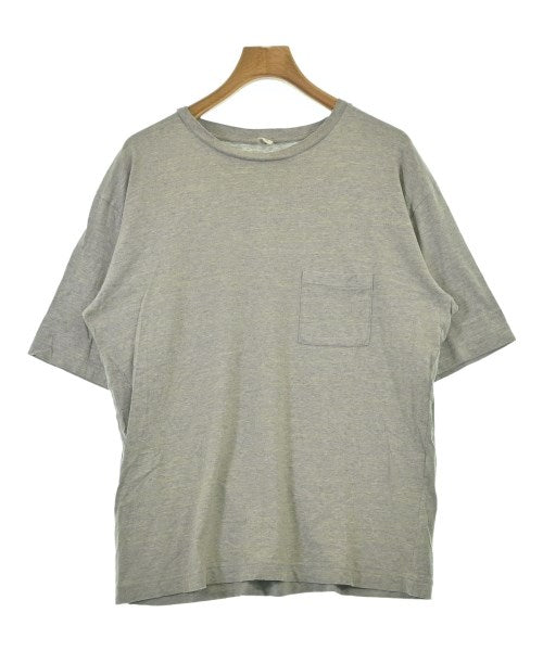 mocT เสื้อยืด/เสื้อท็อปส์