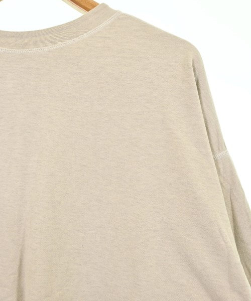 mocT เสื้อยืด/เสื้อท็อปส์