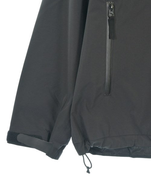 The Ennoy Professional เสื้อพาร์กาภูเขา