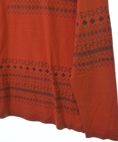 YUKI HASHIMOTO เสื้อยืด/เสื้อท็อปส์