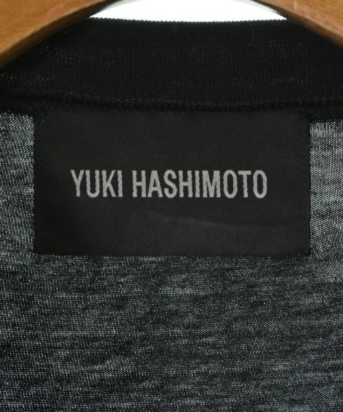 YUKI HASHIMOTO เสื้อยืด/เสื้อท็อปส์